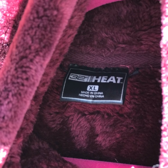 Fluffy Warm Zip Up Coat - Picture 3 of 4